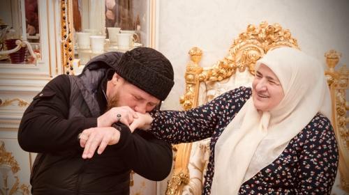 ForPost - Династия Кадыровых: можно ли на госслужбе ограничить родственные связи
