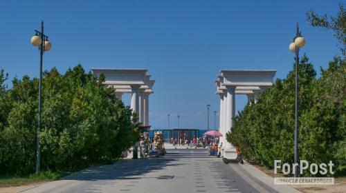 ForPost- Коммерсанты Севастополя требуют строительства у моря в парке Победы