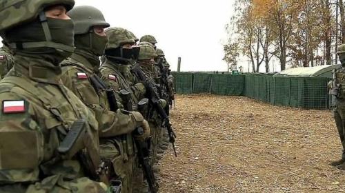 ForPost - В Польше начали массово разворачивать армейские рекрутинговые центры