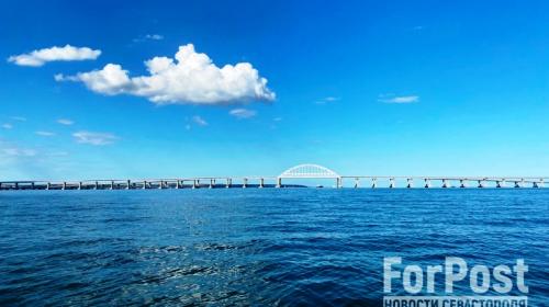 ForPost- Крымский мост готовят к наплыву туристов