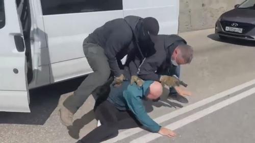 ForPost- Суд арестовал задержанных спецслужбами украинских агентов 
