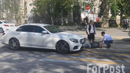 ForPost- В центре Севастополя сбили женщину на пешеходном переходе 