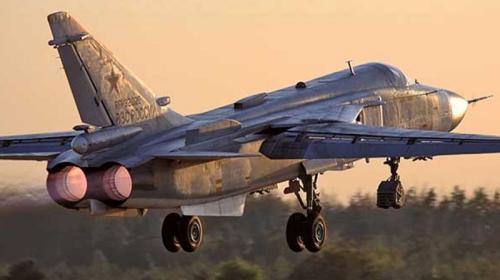 ForPost- Неизвестные подожгли бомбардировщик Су-24 и выложили видео в Сеть