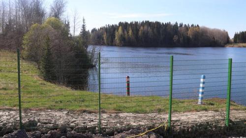 ForPost - Финны удивились, что для защиты от России на границе строят «садовый забор»