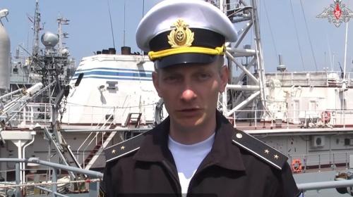 ForPost- Военнослужащие ЧФ награждены за защиту вернувшегося в Севастополь корабля «Иван Хурс»