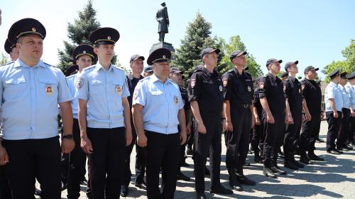 ForPost - Зачем в Севастополе устроили смотр силовиков и спасателей