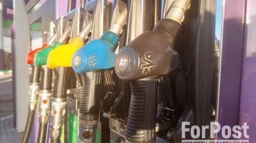 ForPost- Почему в Крыму никак не затормозится рост цен на бензин 