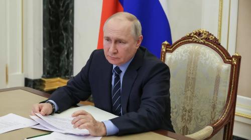ForPost- О реальных доходах, ЖКХ и строительстве больниц: главные заявления Путина