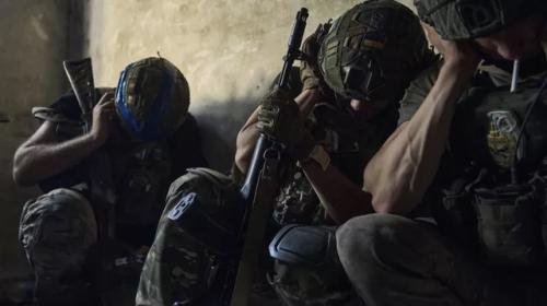 ForPost- Украинские военные начали сдаваться в плен на Сватовском участке фронта