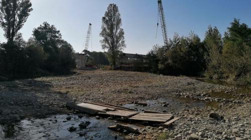 ForPost- Жители крымского села вынуждены преодолевать вброд самую длинную реку Крыма