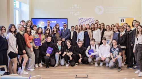 ForPost- ПСБ и «Движение первых» в Севастополе подписали соглашение о сотрудничестве 