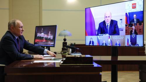 ForPost- Путин объяснил, что России санкции полезны — в страну не заедут клопы