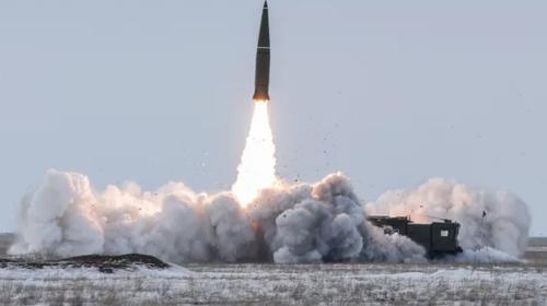 ForPost- В Сети обсуждают музыкальную молитву про российские ракеты