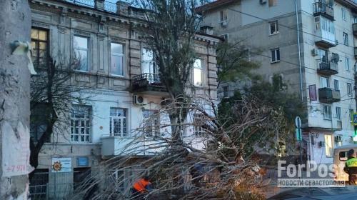 ForPost - Разбушевавшаяся стихия в Севастополе уже наделала немало бед