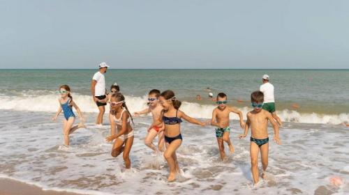 ForPost- В Севастополе могут ввести обязательные уроки плавания для детей