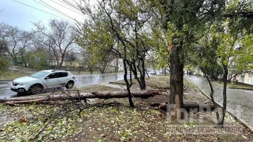 ForPost- Режим ЧС после шторма ввели еще в двух муниципалитетах Крыма
