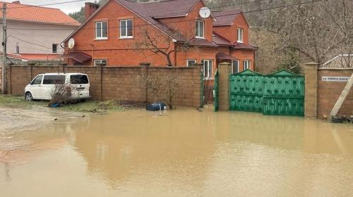 ForPost- В Севастополе идёт эвакуация жителей села Черноречье 