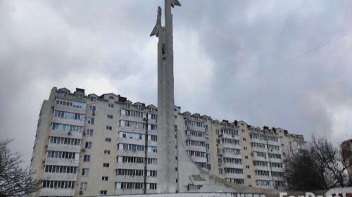 ForPost- В Севастополе отреставрируют главный памятник проспекта Генерала Острякова 