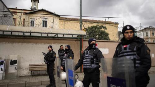 ForPost- В Стамбуле задержали россиянина за вооружённое нападение на церковь