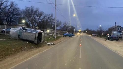 ForPost- На Фиолентовском шоссе в Севастополе опрокинулся автомобиль 