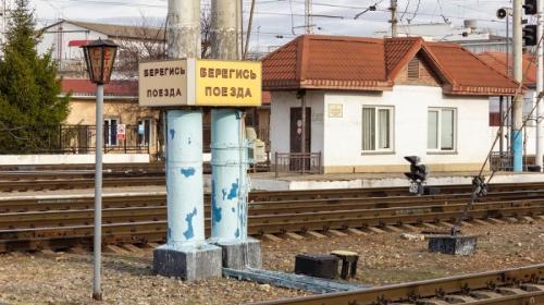 ForPost- Юная жительница Севастополя погибла под колёсами электрички в Крыму