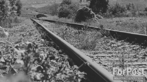 ForPost- Два человека погибли за сутки на железной дороге в Крыму