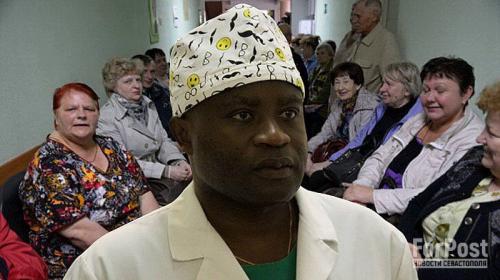 ForPost- Врачи из Африки закрывают «дыры» российских больниц. Почему это хорошо?