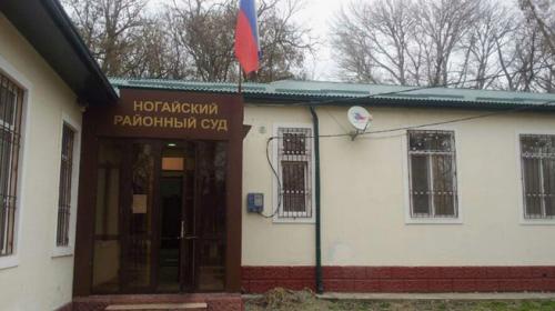 ForPost - В Дагестане мужчина расстрелял виновного в ДТП и его адвоката у суда 