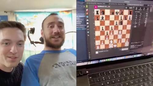 ForPost- Парализованный человек научился двигать шахматы силой мысли