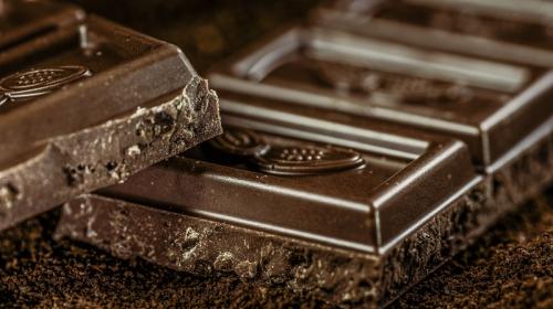 ForPost- Раскрыта необычная польза шоколада