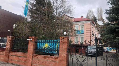 ForPost- Посольство призвало граждан Казахстана покинуть Одесскую и Харьковскую области