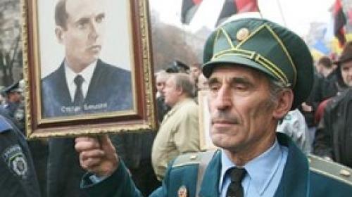 ForPost - Митинг против установления памятника Екатерине ІІ собрал аж 100 человек