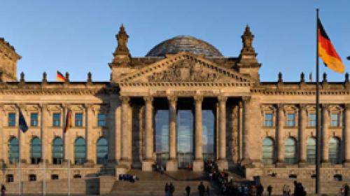 ForPost - В Германии смягчили запрет на посещения рейхстага