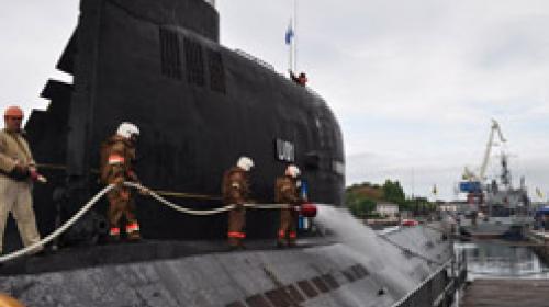 ForPost - «Фарватер мира-2012»: как спасали подводную лодку ВМС Украины «Запорожье»