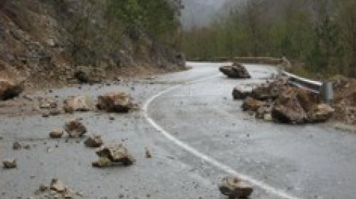 ForPost - В Севастополе камнепад убил двух туристов
