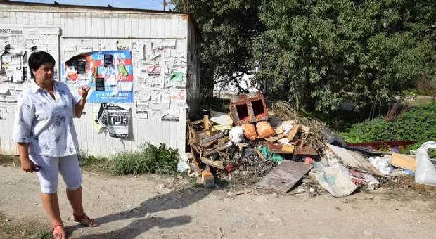 Будущий сквер в Севастополе превращается в бомж–гетто и обрастает киосками
