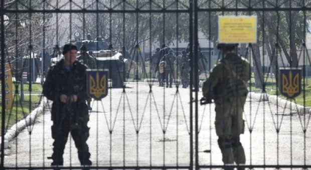 На кладбище украинских истребителей в Одессе напали 40 человек в балаклавах