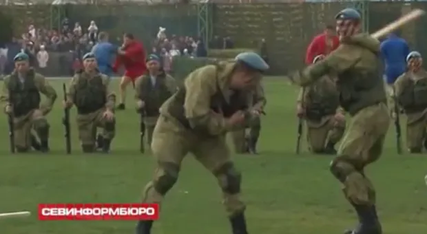 В Феодосии открыли первый в Крыму десантно-штурмовой батальон 