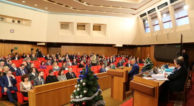Крымским депутатам не хватает открытости и страха