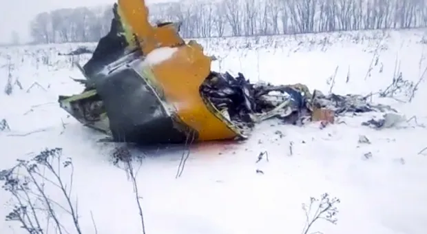 Заслуженный пилот России назвал основную вероятную причину крушения Ан-148