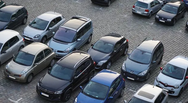 «Незаконная» парковка принесёт в казну Севастополя почти 6 млн