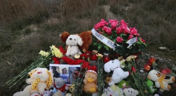 В Крыму попрощались с расстрелянной семьей Ларьковых