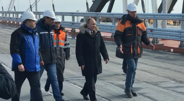 Владимир Путин на Крымском мосту: Главное – выдержать нужное качество
