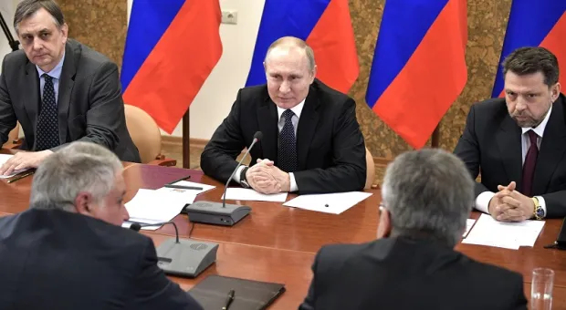 На встрече с Путиным учёные раскрыли крымские карты