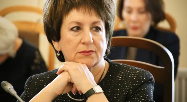 Екатерина Алтабаева обсудила усиление контроля над правительством