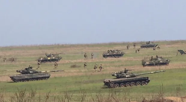 Порошенко объявил о начале операции объединенных сил в Донбассе 