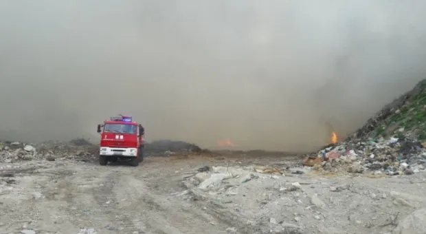 За пожар на мусорке в Симферополе отвечает её хозяин
