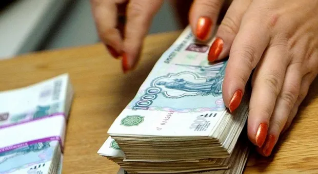 Мошенница добыла у севастопольцев миллионы рублей