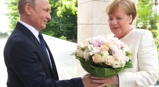 Немцам не понравились розы Путина