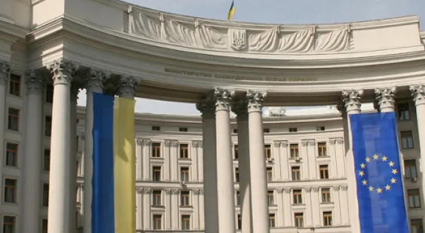 МИД Украины истерит из–за поездки Медведева в Крым